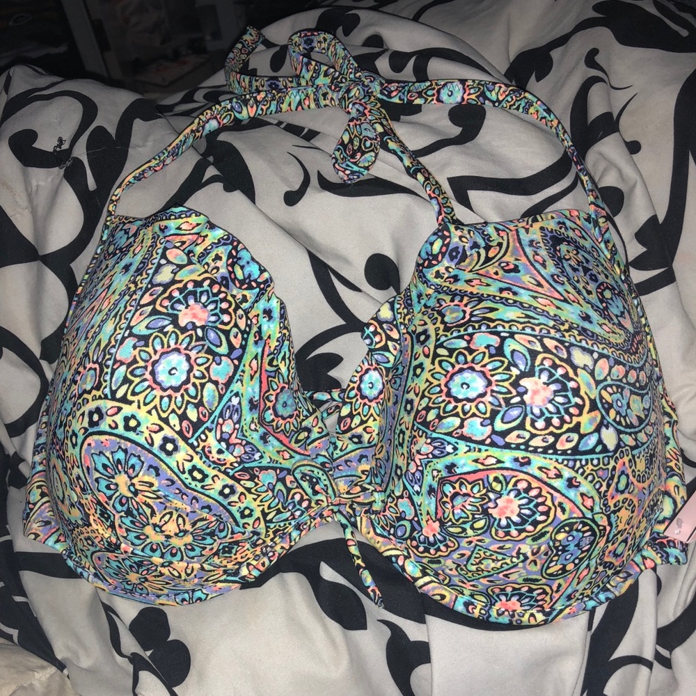 Brand New Victoria Secret Bathing Suit Top